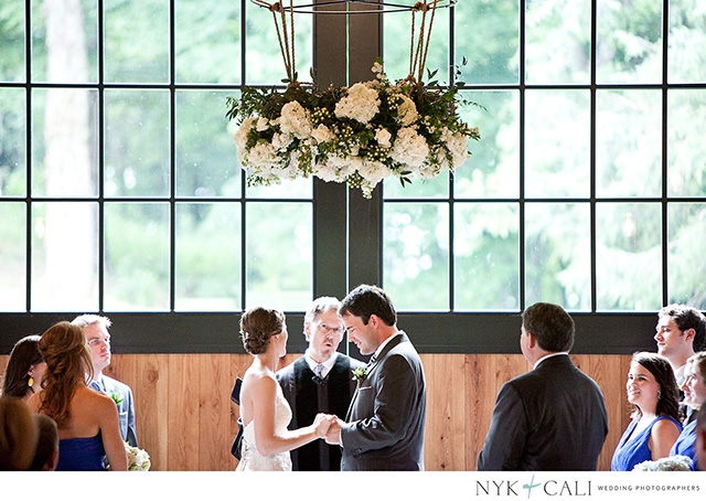 trinity view farm, bride, groom, franklin, wedding, nashville, barn